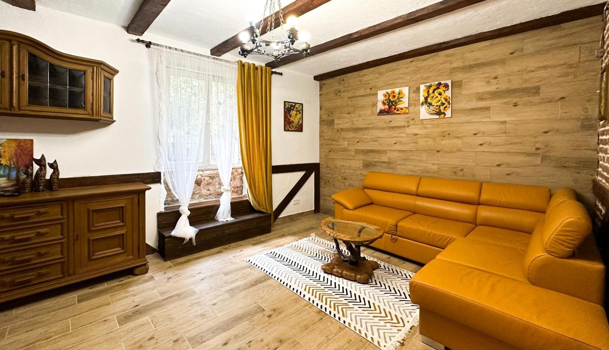 Cozy Apartments In The City Centre Lviv Extérieur photo